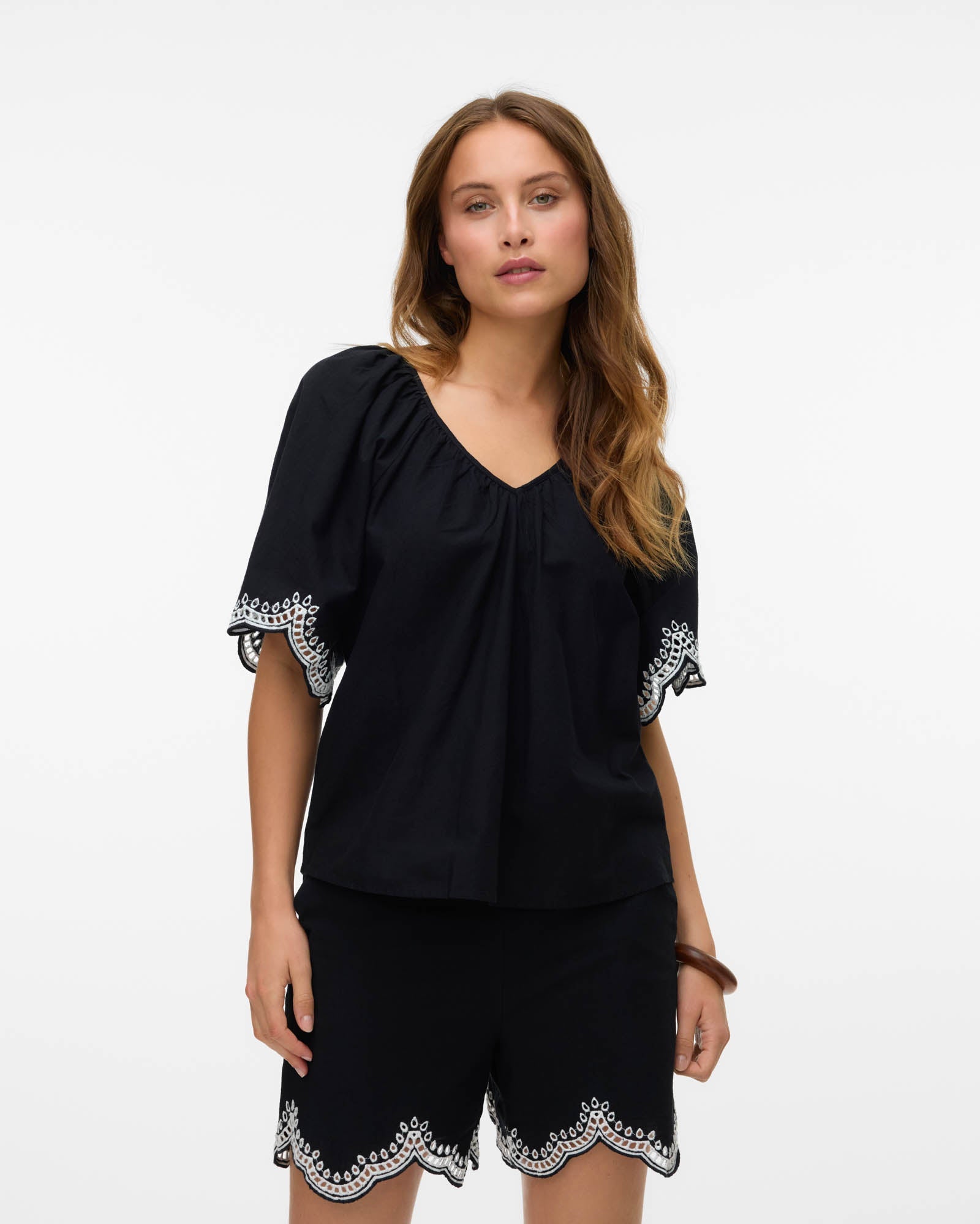 VMDIANA EMBROIDERED TOP